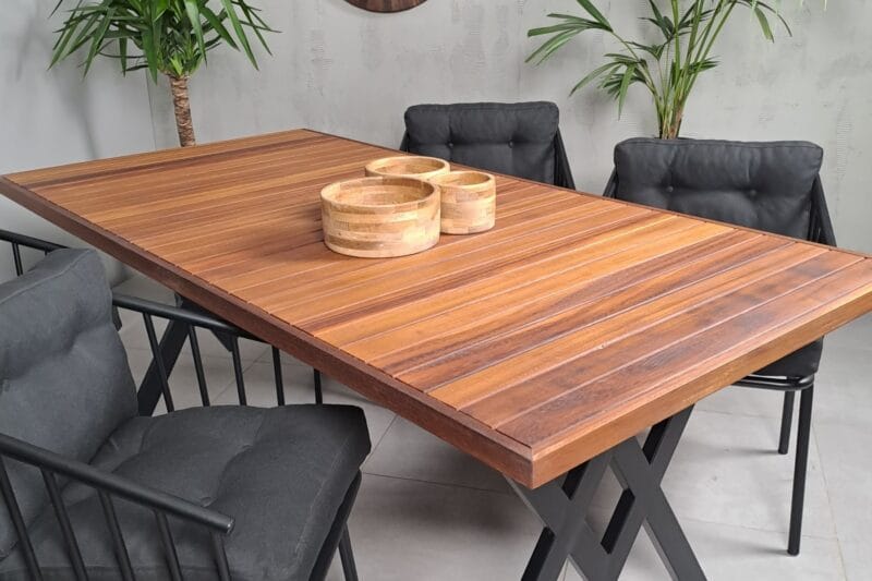 Iroko Izgaralı Ahşap Çerçeveli Masa - Image 7